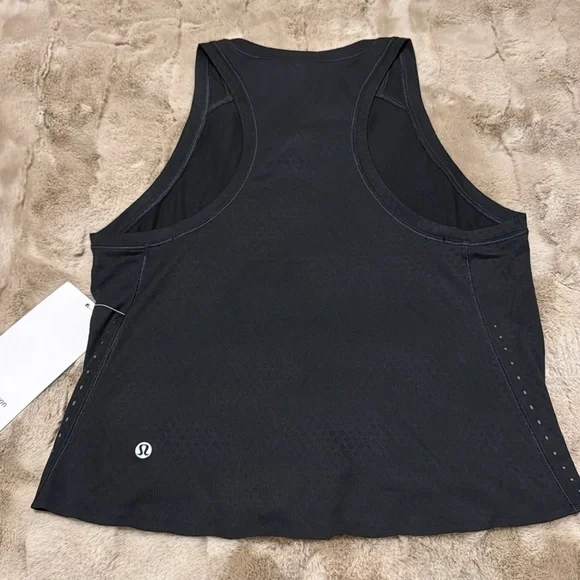 Fast and Free Race Length Tank - Picture 8 of 9